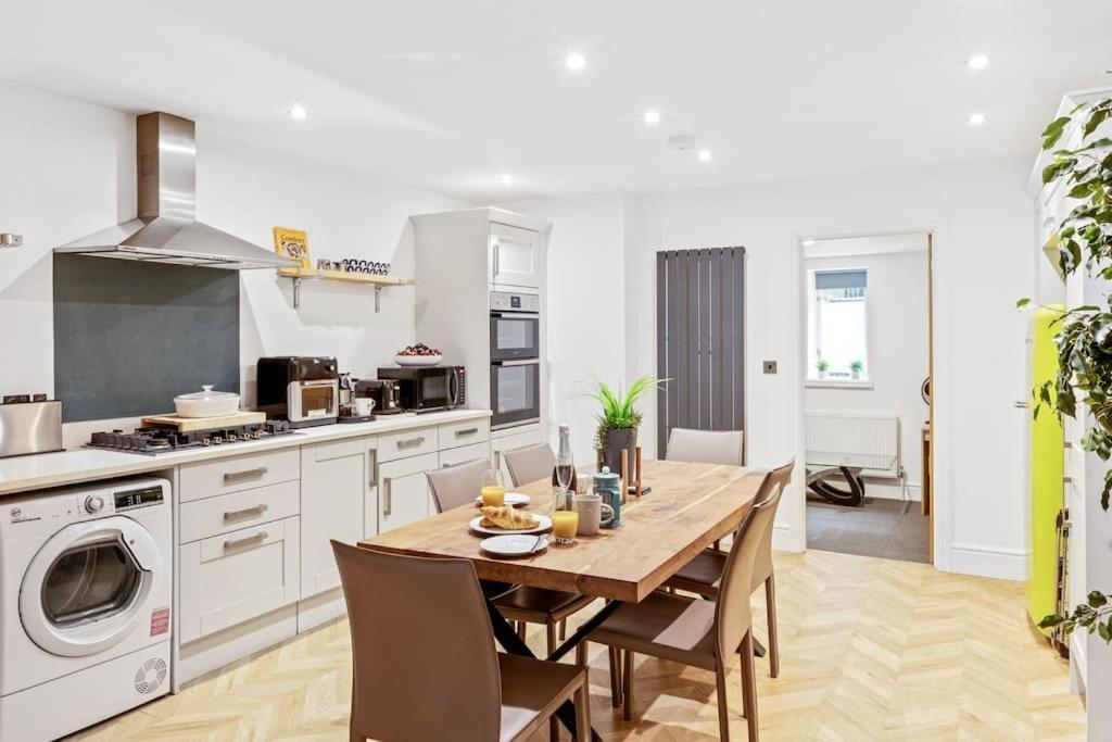 Luxurious 3 Bedroom Apartment In Park Estate Nottingham Luaran gambar