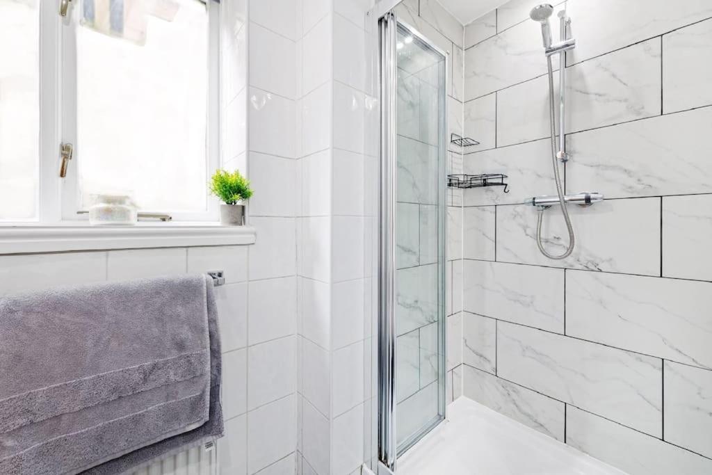 Luxurious 3 Bedroom Apartment In Park Estate Nottingham Luaran gambar