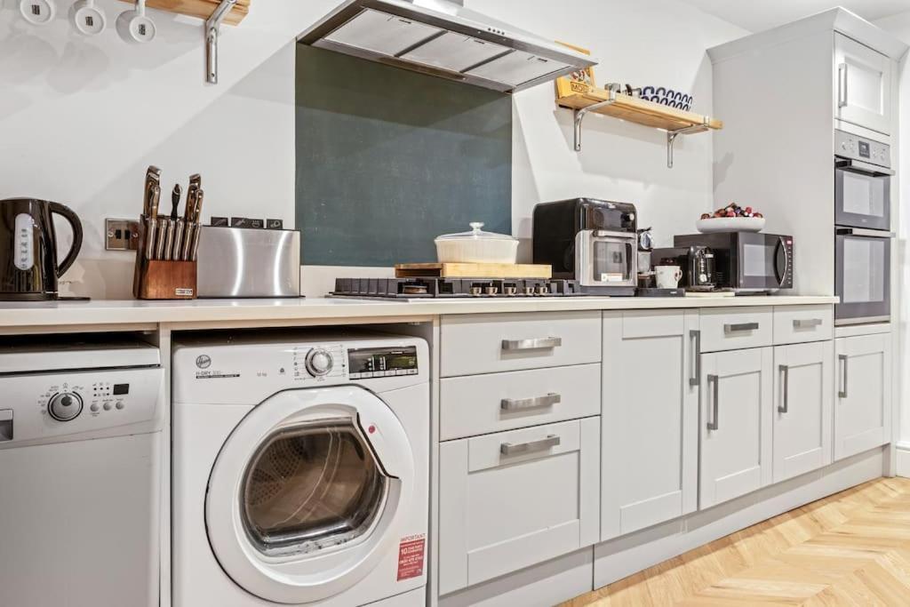 Luxurious 3 Bedroom Apartment In Park Estate Nottingham Luaran gambar
