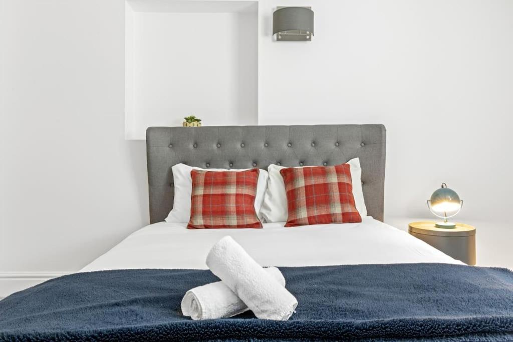 Luxurious 3 Bedroom Apartment In Park Estate Nottingham Luaran gambar